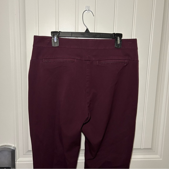Soft Surroundings Burgundy Pull-On Straight Leg Dress Pants Size Large Tall - Picture 4 of 10
